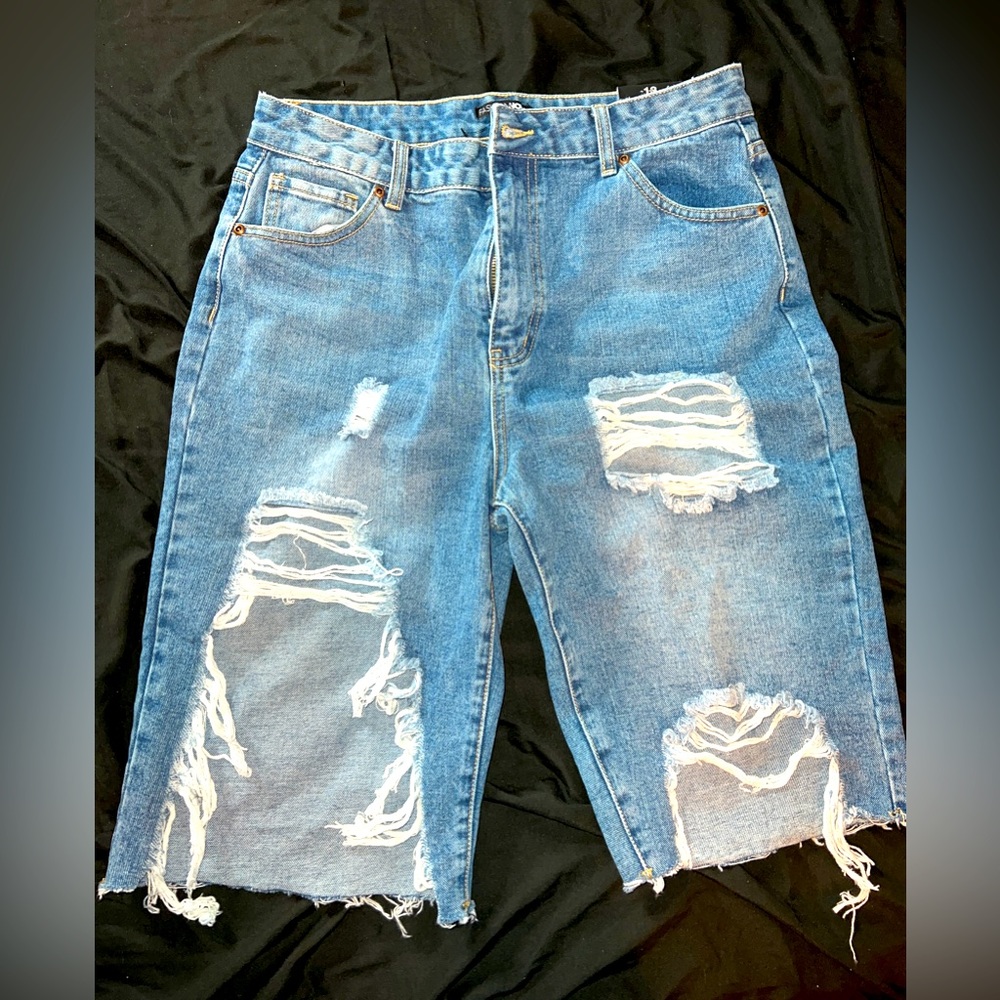 BNWT FashionNova shorts sz 13